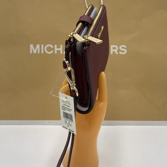 Michael Kors Jet Set Travel Large Double Zip Wristlet Wallet Phone Holder 
NWT - Picture 4 of 16